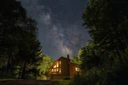 Cosmic Ridge Retreat - Image 3