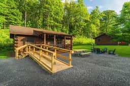 Denton Go - Cabin 5 - Image 4