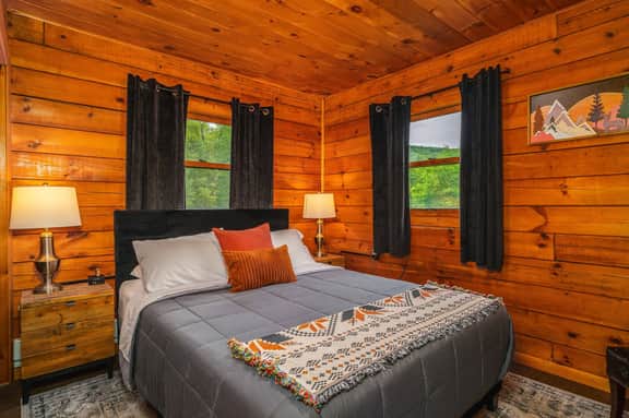 Denton Go - Cabin 1 - Image 4