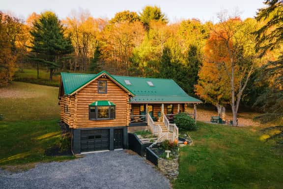 Great Bear Cabin - Image 2